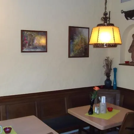 Stadtschaenke فندق مبيت وإفطار غروبوتفار